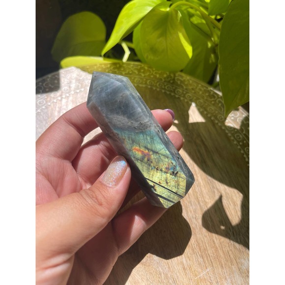 Golden Green Labradorite Tower - Picture 1 of 9